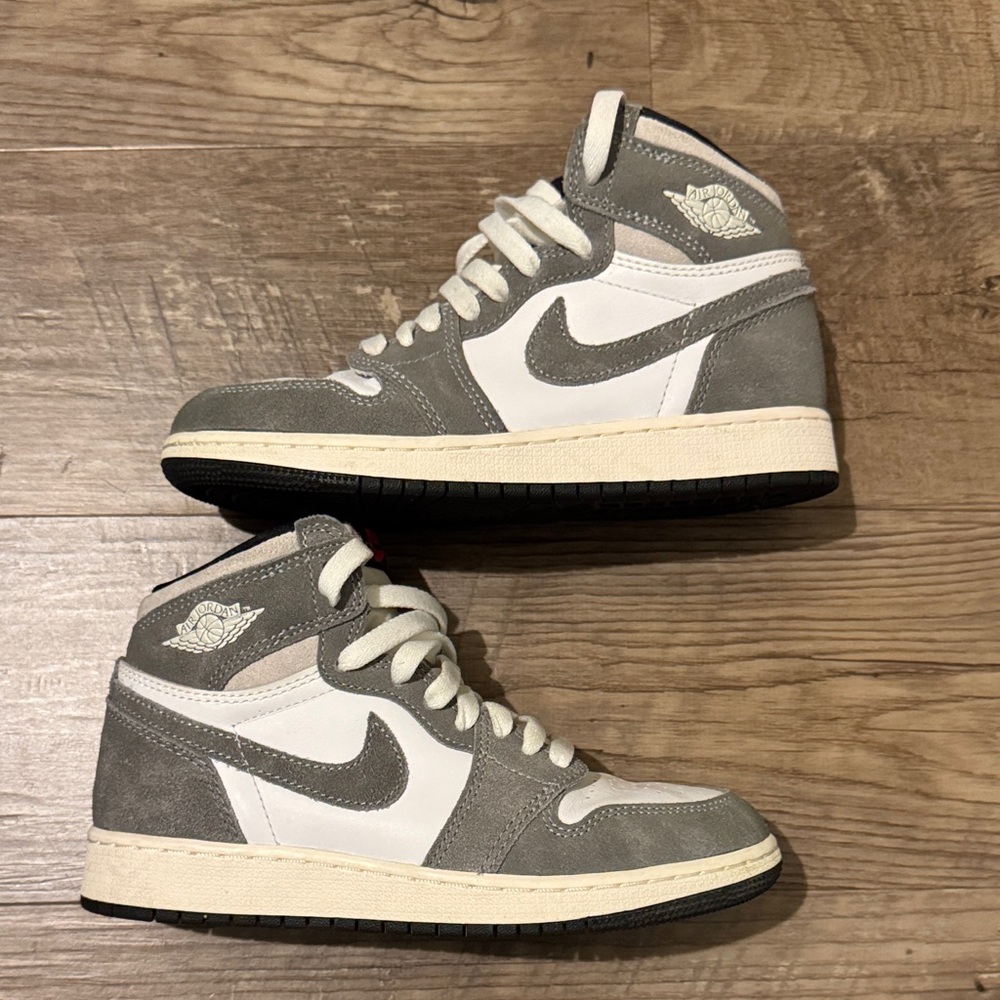 Nike Air Jordan's